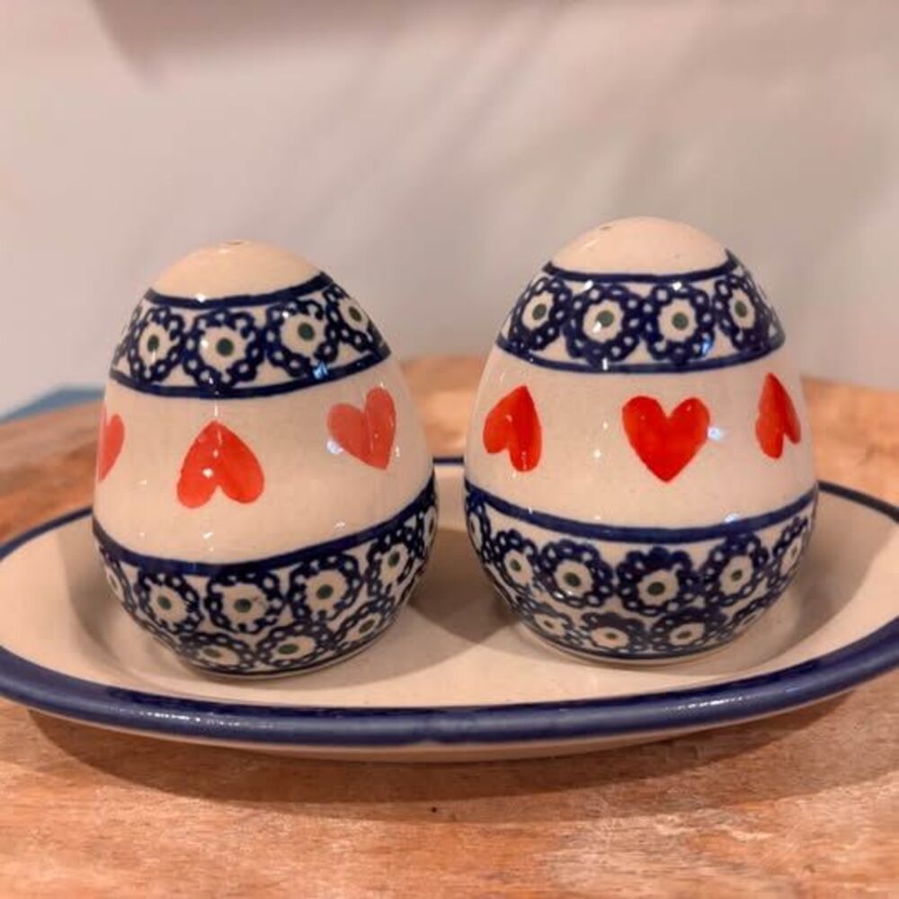 Boleslawiec Polish Pottery Heart Salt & Pepper Set